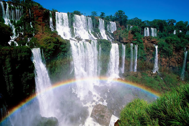   Iguazu-Falls-5.jpg